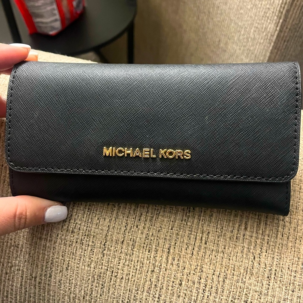 Michael Kors wallet